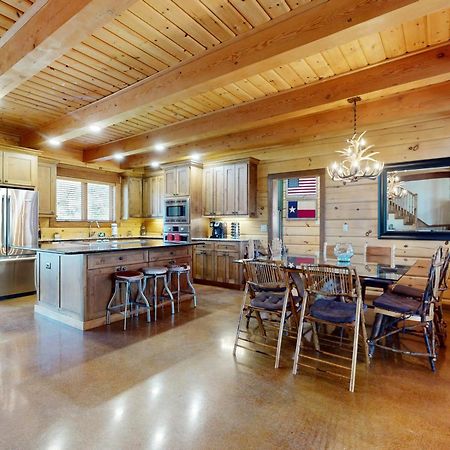 Luke Lake Living Canyon Lake Exterior foto